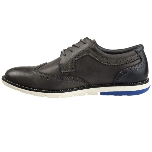 Vance Co. Drake Leather Wingtip Oxford in Dark Grey/Black - Picture 7 of 15